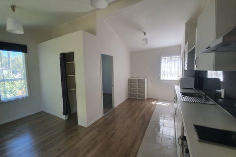 Photo of property in 68 Broderick Road, Johnsonville, Wellington, 6037