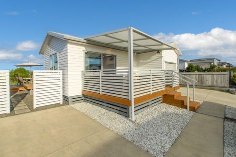Photo of property in 11 Kamahi Crescent, Papamoa Beach, Papamoa, 3118