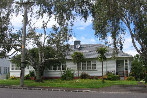 Photo of property in 12-14 Court Crescent, Panmure, Auckland, 1072