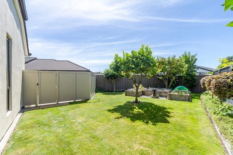 Photo of property in 11 Rutland Place, Taradale, Napier, 4112