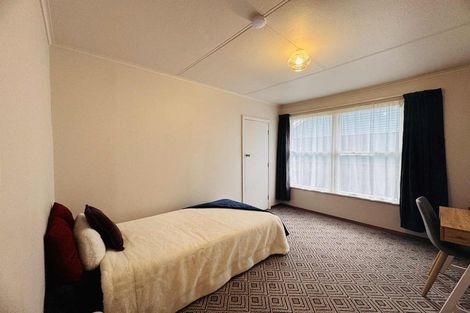 Photo of property in 17a Seddon Street, Takaro, Palmerston North, 4412