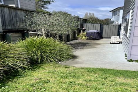 Photo of property in 2/50 Banbury Crescent, Fairfield, Hamilton, 3214