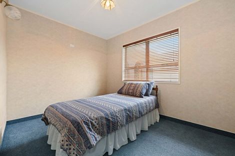 Photo of property in 51 Glen Lynne Avenue, Queenwood, Hamilton, 3210