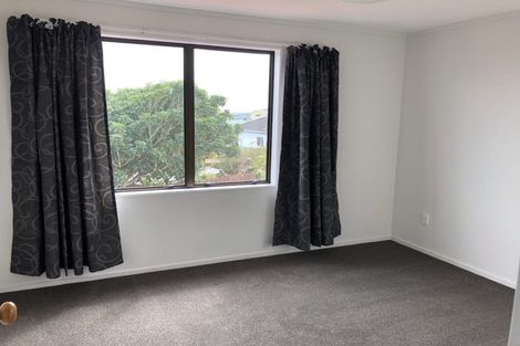 Photo of property in 7a Coventry Close, Ascot Park, Porirua, 5024