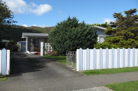 Photo of property in 234 Wellington Road, Wainuiomata, Lower Hutt, 5014