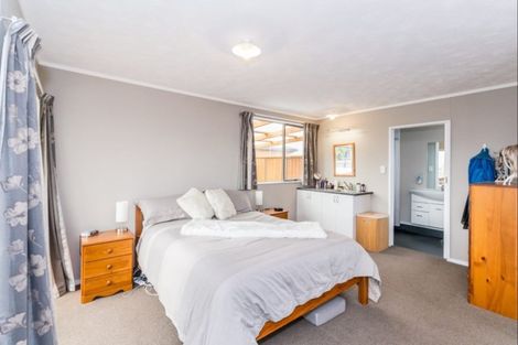 Photo of property in 575a Waitarere Beach Road, Waitarere Beach, Levin, 5510