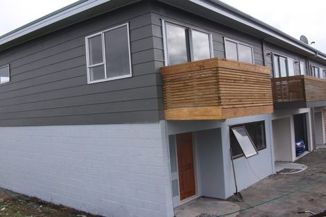 Photo of property in 5/18 Lambley Road, Titahi Bay, Porirua, 5022
