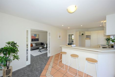 Photo of property in 76 Greendale Avenue, Avonhead, Christchurch, 8042