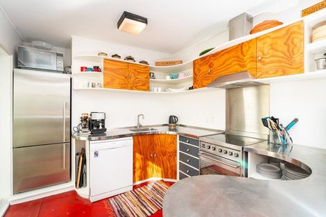Photo of property in 31 Aro Street, Aro Valley, Wellington, 6021