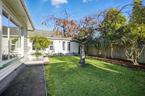 Photo of property in 145 Hamilton Avenue, Ilam, Christchurch, 8041