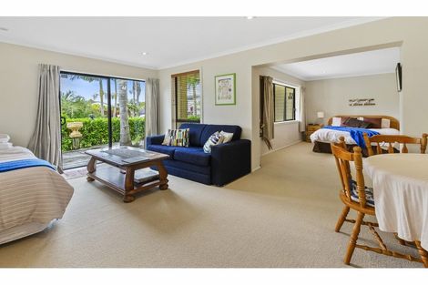 Photo of property in 74 Harbour View Road, Point Wells, Warkworth, 0986