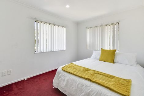 Photo of property in 1 Samara Place, Clendon Park, Auckland, 2103