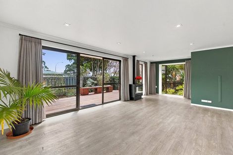 Photo of property in 14 Jade Place, Bell Block, New Plymouth, 4312