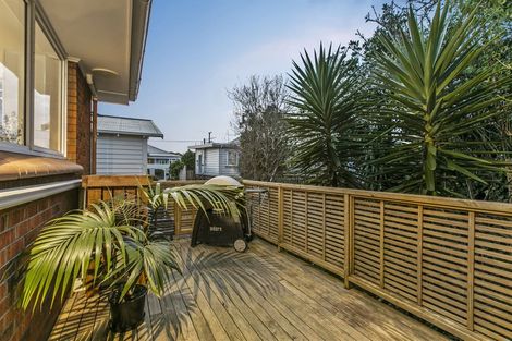 Photo of property in 2/91 Paice Avenue, Sandringham, Auckland, 1025
