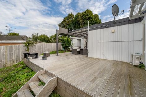 Photo of property in 2/8 Wilbur Place, Pakuranga Heights, Auckland, 2010