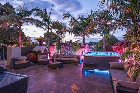 Photo of property in 257 Hill Road, The Gardens, Auckland, 2105