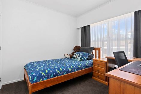 Photo of property in 1/771 Beach Road, Browns Bay, Auckland, 0630