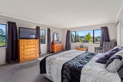 Photo of property in 1 Swannanoa Road, Swannanoa, Rangiora, 7475