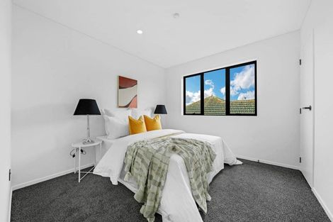 Photo of property in 525a Massey Road, Mangere, Auckland, 2022