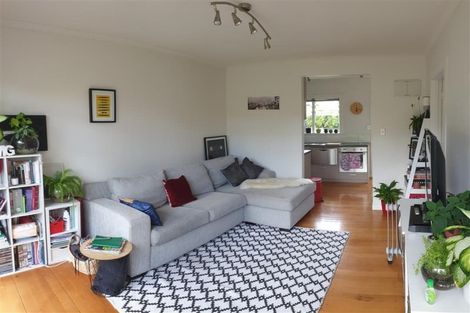 Photo of property in 3/9 Fifeshire Street, Belmont, Auckland, 0622