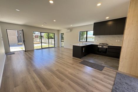 Photo of property in 22d Toru Street, Te Atatu Peninsula, Auckland, 0610