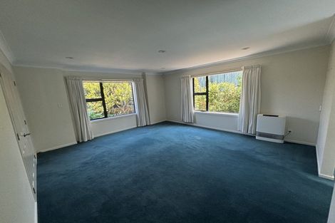 Photo of property in 18 Derry Hill, Churton Park, Wellington, 6037