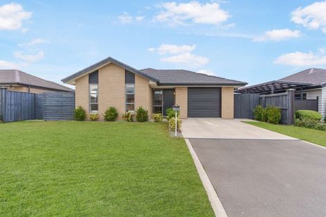 Photo of property in 5 Ragley Way, Rolleston, 7615