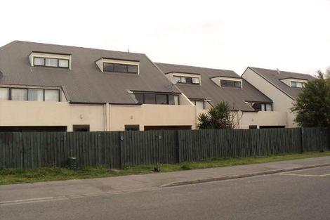 Photo of property in 5/324 Worcester Street, Linwood, Christchurch, 8011