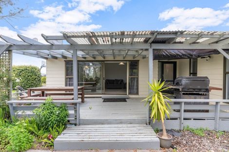 Photo of property in 54 Freyberg Road, Ruawai, 0530