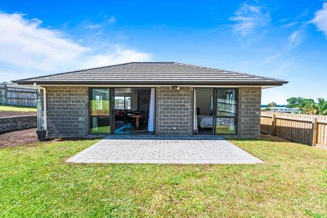 Photo of property in 3 Pinehurst Close, Te Kamo, Whangarei, 0112