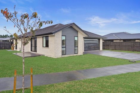 Photo of property in 138 Shillingford Boulevard, Rolleston, 7615