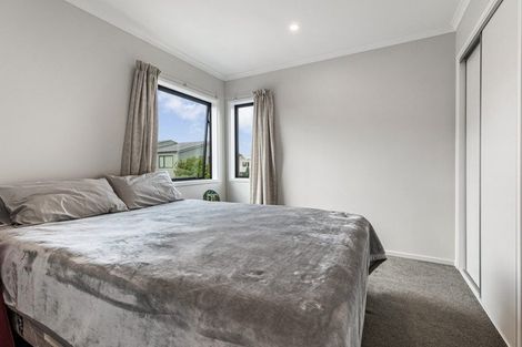 Photo of property in 15 Pukewhero Rise, Westgate, Auckland, 0614