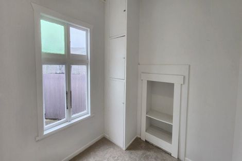 Photo of property in 9 Mahoe Street, Strandon, New Plymouth, 4312