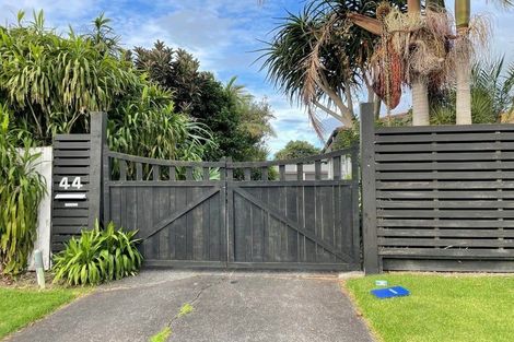 Photo of property in 33 Kilkelly Avenue, Pinehill, Auckland, 0632