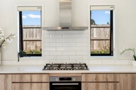 Photo of property in 79 Murray Ward Drive, Te Kauwhata, 3710