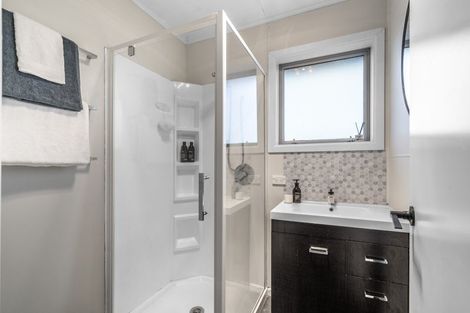 Photo of property in 32 Cunningham Street, Grasmere, Invercargill, 9810