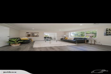 Photo of property in 67 Botany Road, Botany Downs, Auckland, 2010