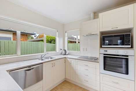 Photo of property in 11a Riverside Road, Orewa, 0931