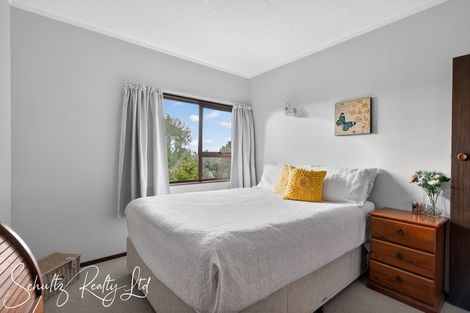 Photo of property in 71 Gorge Road, Maungaturoto, 0520