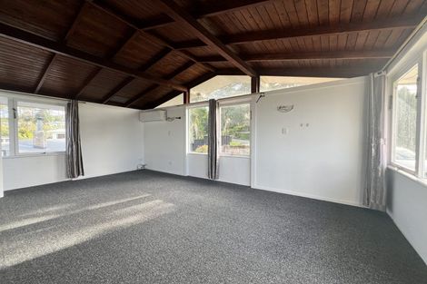 Photo of property in 52 Channel View Road, Campbells Bay, Auckland, 0630