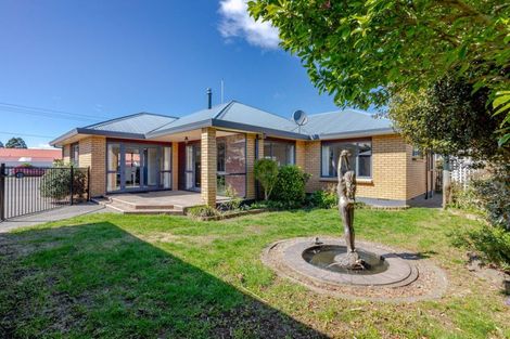 Photo of property in 19 King Street, Dannevirke, 4930