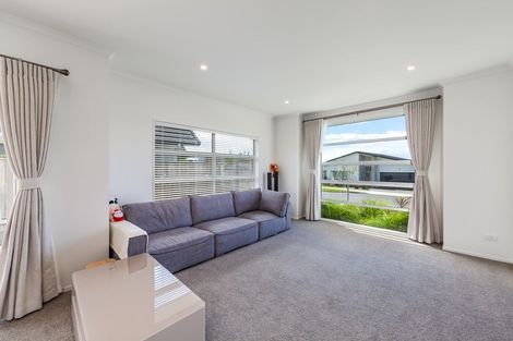 Photo of property in 81 Colonial Drive, Silverdale, 0932