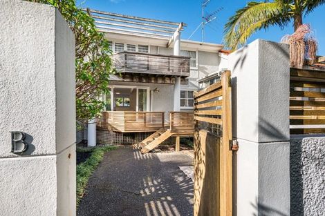Photo of property in 2/13-15 Campbell Road, Takapuna, Auckland, 0622