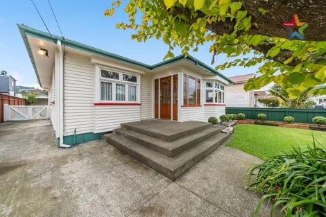 Photo of property in 21 Central Terrace, Alicetown, Lower Hutt, 5010