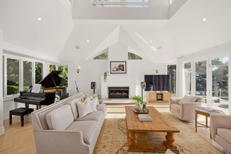 Photo of property in 2/6 Saint Leonards Road, Hauraki, Auckland, 0622