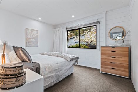 Photo of property in 13 Silich Street, Acacia Bay, Taupo, 3330