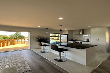 Photo of property in 78a Lincoln Park Avenue, Massey, Auckland, 0614