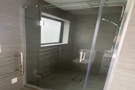 Photo of property in 44b Cheval Drive, Totara Vale, Auckland, 0629