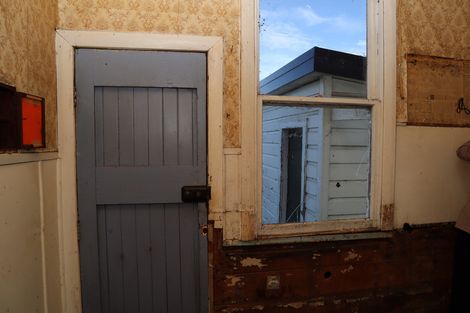 Photo of property in 5 Clark Street, Owaka, 9535