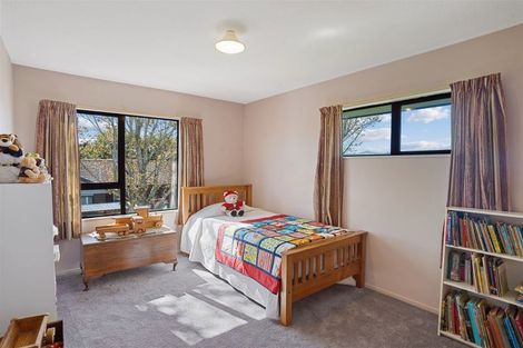 Photo of property in 23 Lakeview Place, Halswell, Christchurch, 8025